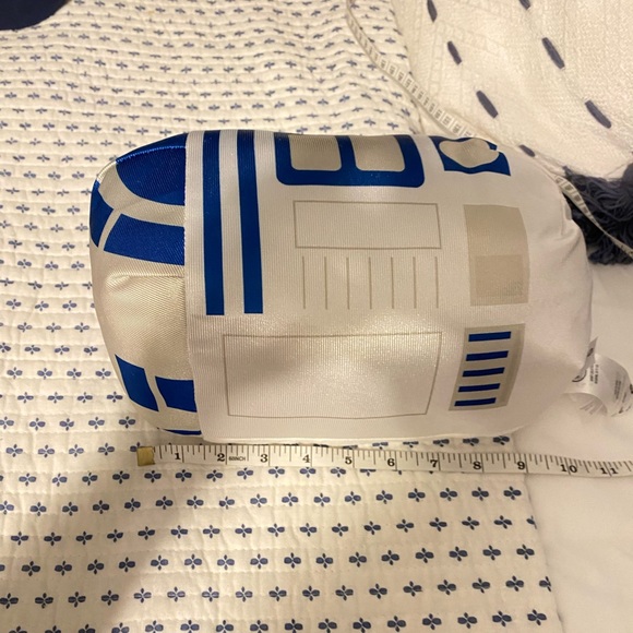 Star Wars R2D2 pillow - Picture 2 of 5